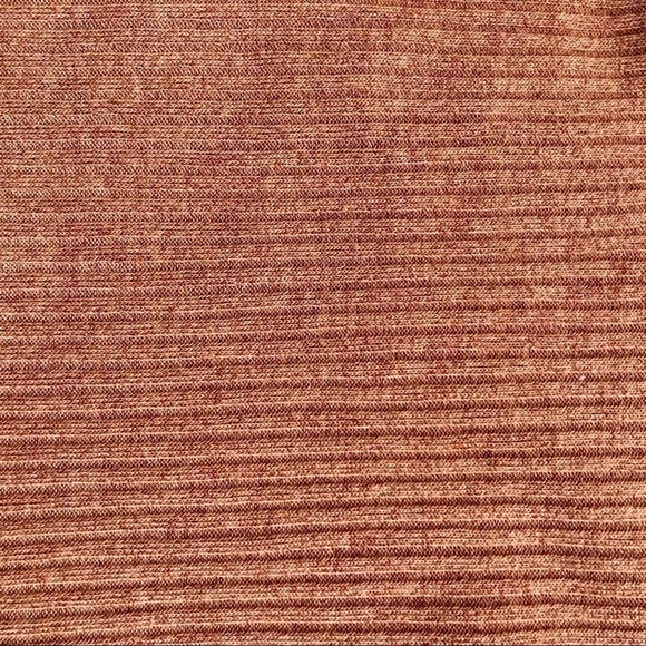 NEW V-neck Ribbed  Skinny long sleeves tee - XS - Picture 9 of 11